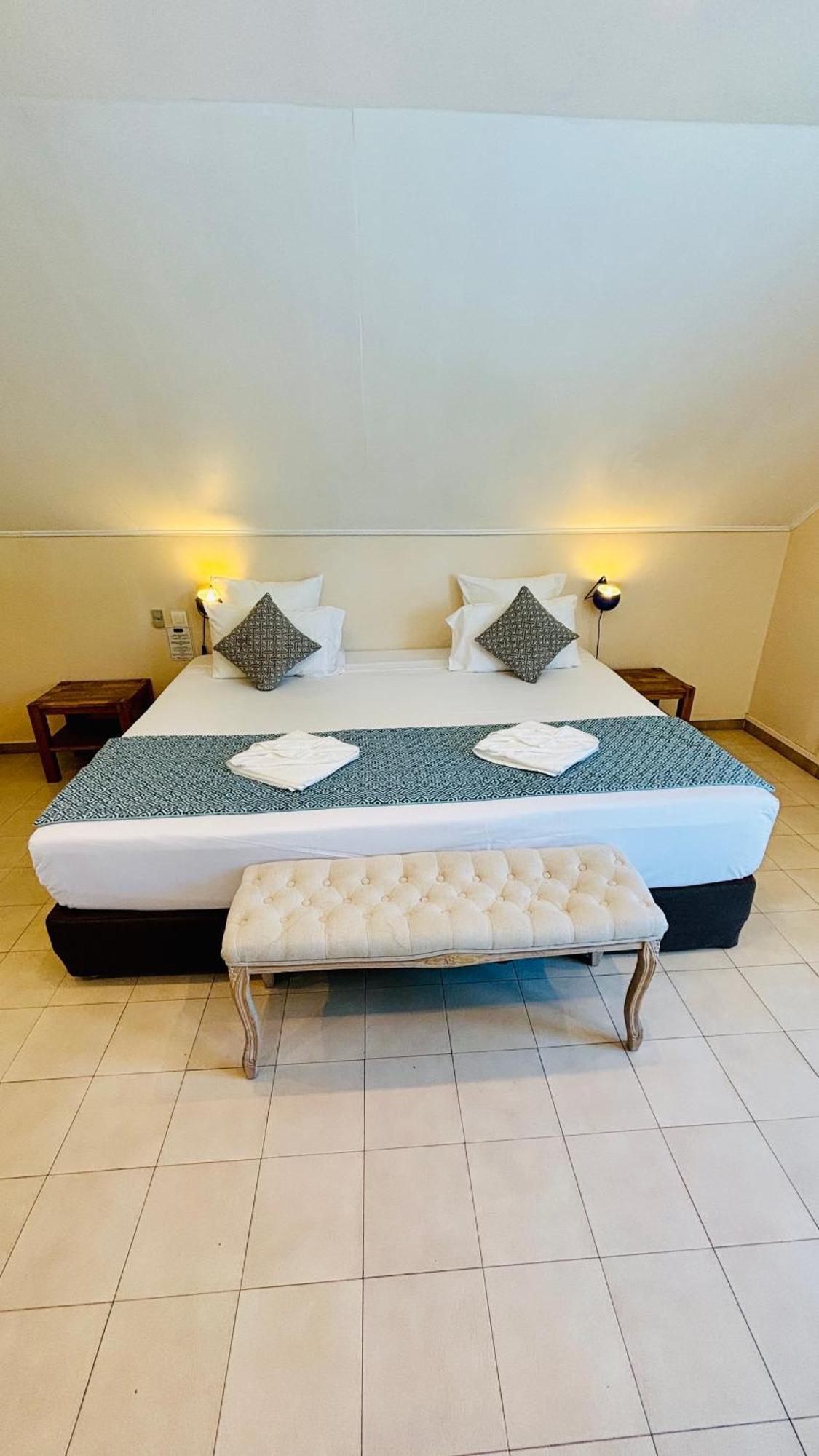 Hotel Coco Island Saint-Gilles-les-Bains Buitenkant foto